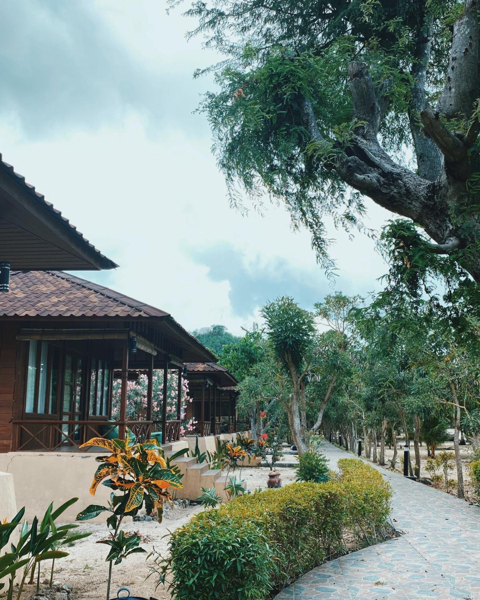 Sylvia Hotel & Resort Komodo Labuan Bajo Dış mekan fotoğraf